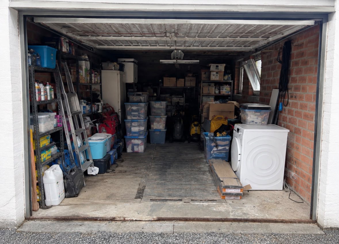 Voor opruiming garage